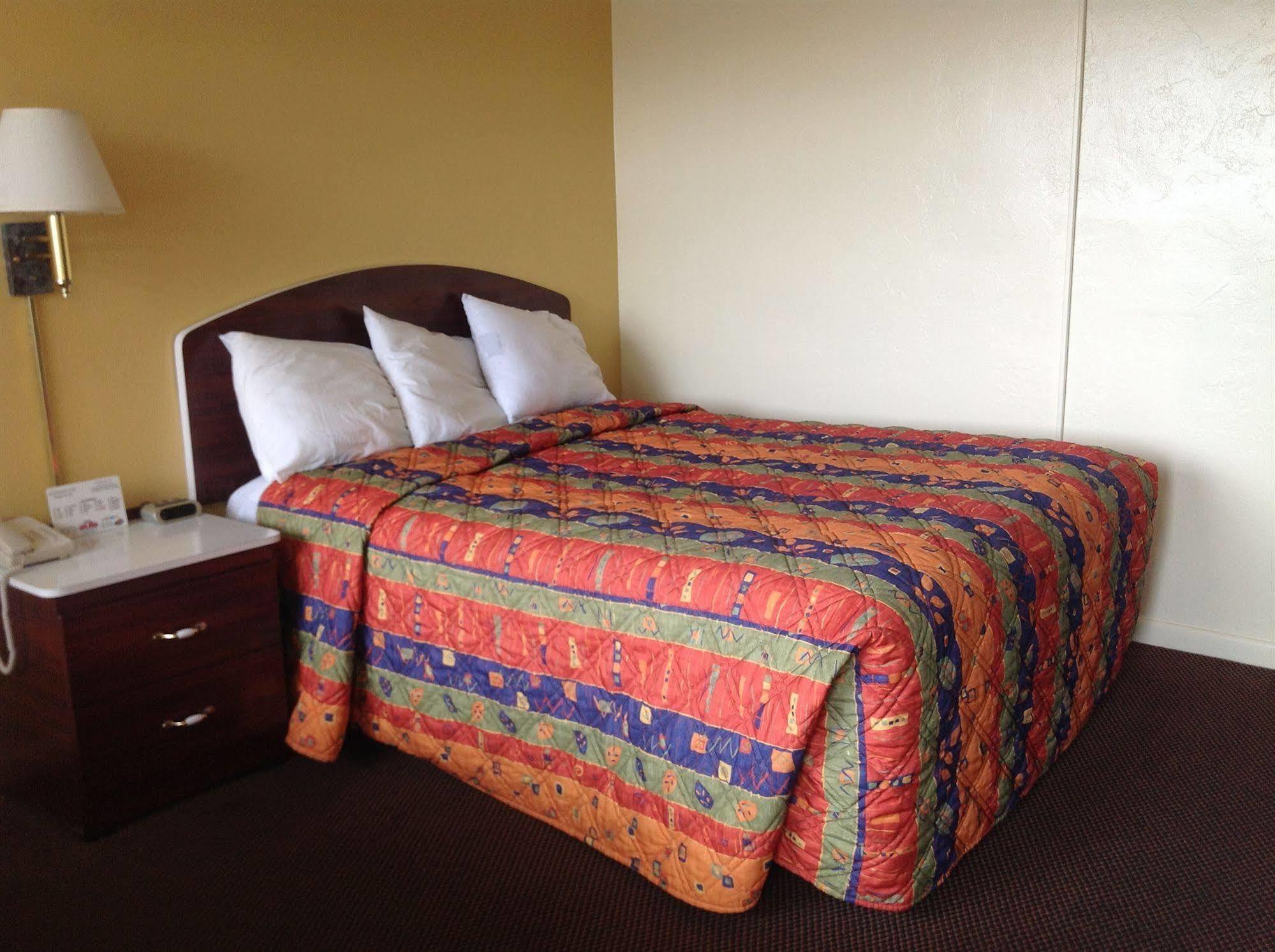 Economy Inn Okeechobee Exteriör bild